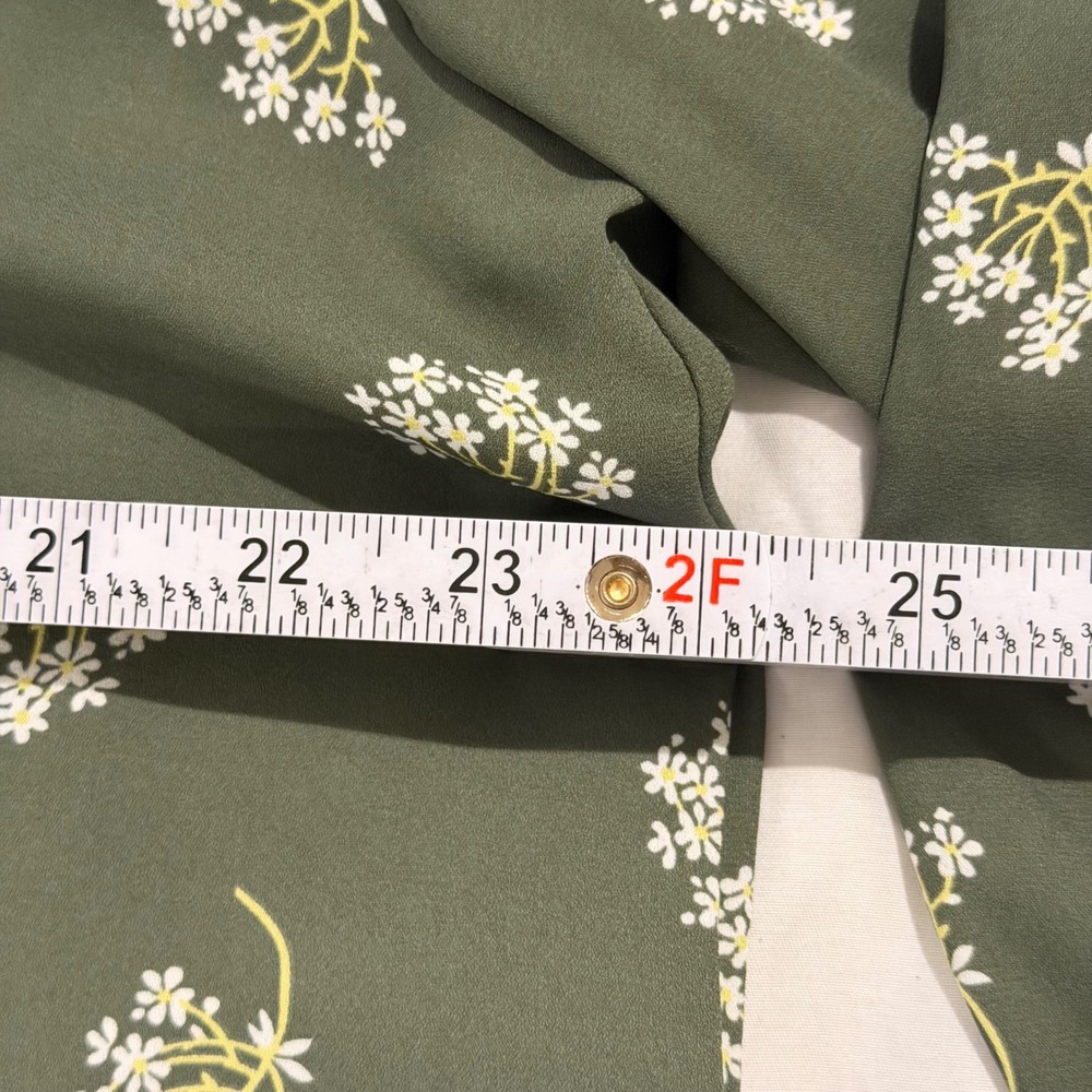 LOFT Blouse XL Green Floral Smocked Ruffle Neck Long Sleeve NEW - Picture 13 of 15